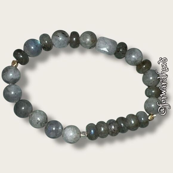Bundle Sale 3 for $15 | Faceted Stone Stretch Bracelet - Picture 4 of 6